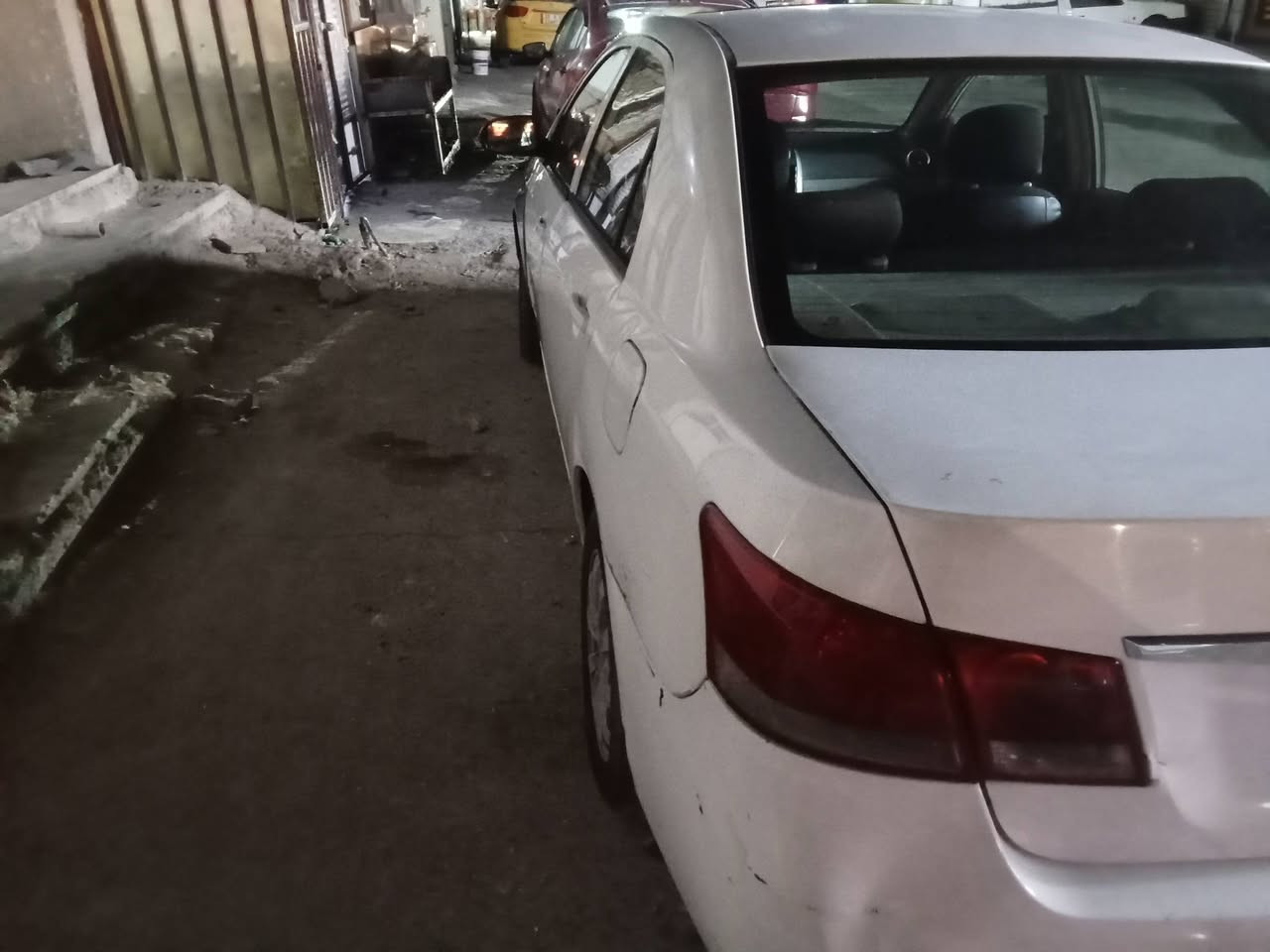سيارة BYD
موديل2013
السعر 40, ورقة وبيه مجال شرط التحويل
للاستفسار على الرقم
***********

