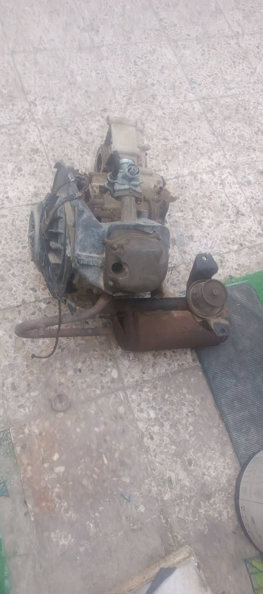 مكينه ابياجوشقاله بس عليه ملف) مديل٢٠١٨) سعر١٠٠) ها***********
