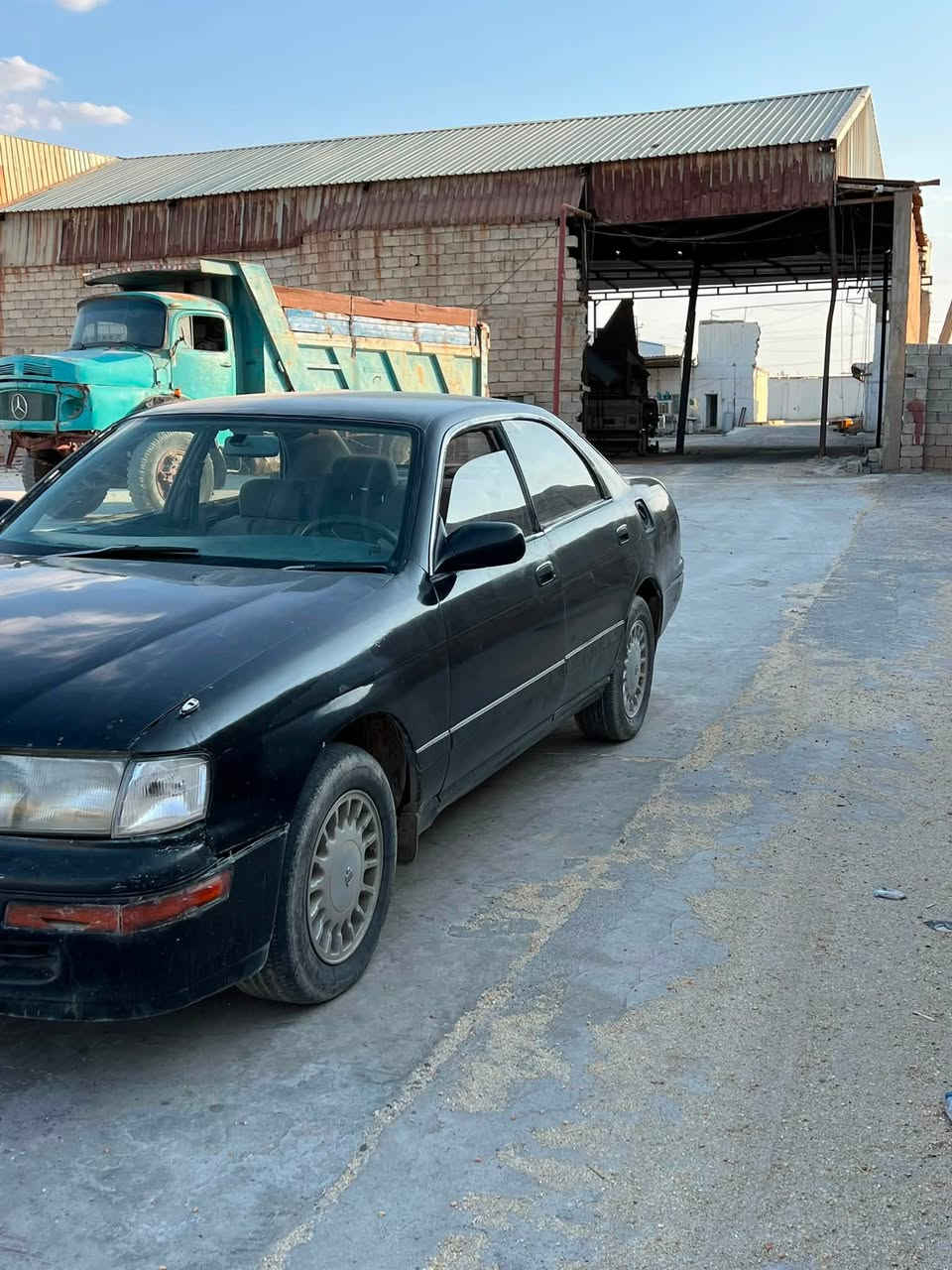 السلام عليكم متاح للبيع كراون بطه 
رقم كركوك ب اسمي 
بطاقه بانزين بيها سنويتها ساقطه 2024ب السياره مثل ماموضح ب صور صبغ عام وبيها كصه ب قماره 
العنوان الحويجة الماحوز
*********** رقم الهاتف بي واتساب والخاص مفتوح

