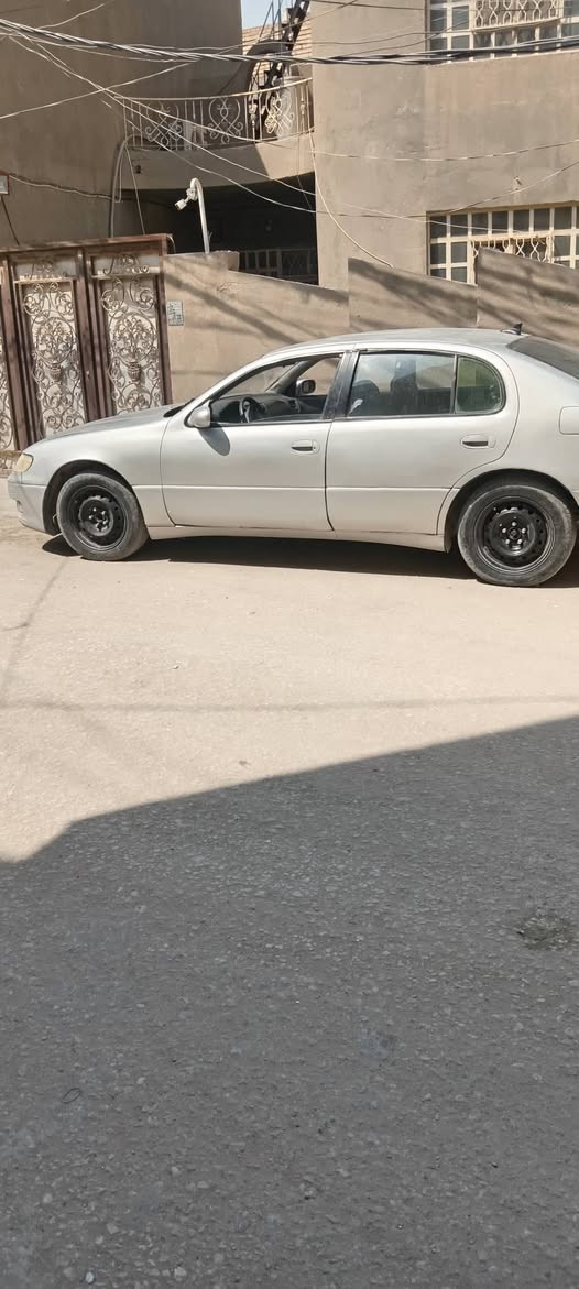 لكزز موديل ٩٧ تشبه البطه رقم كربلاء سياره حلوه للاستفسار ***********
