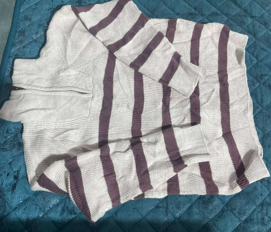 باله طفال تخبل  وقماصل رجالي نساي باله همين شليفين كاملت100همه وتوصيل ال باله مال طفال 200قطعه وال قمصل32قطعه يخبلن والله
