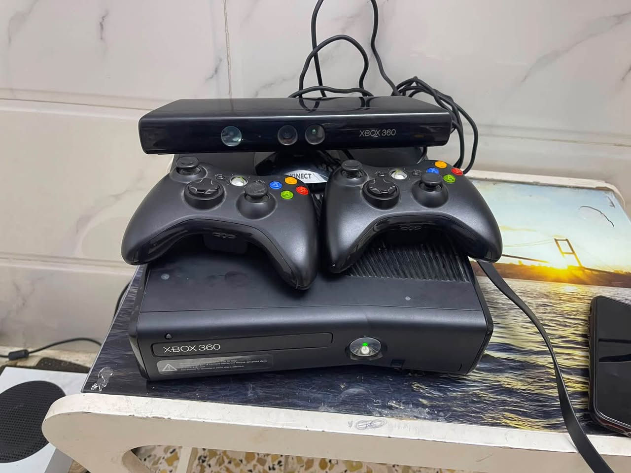 للبيع Xbox 360 نظيف جدا وشغال ع فحص وما داخل صيانة ابد مع ثنين جوستكات كامل ملحقات مكان بغداد حي اور سعر 100 
مع 8 العاب بيه 
رقم *********** 
متواجد واتساب
