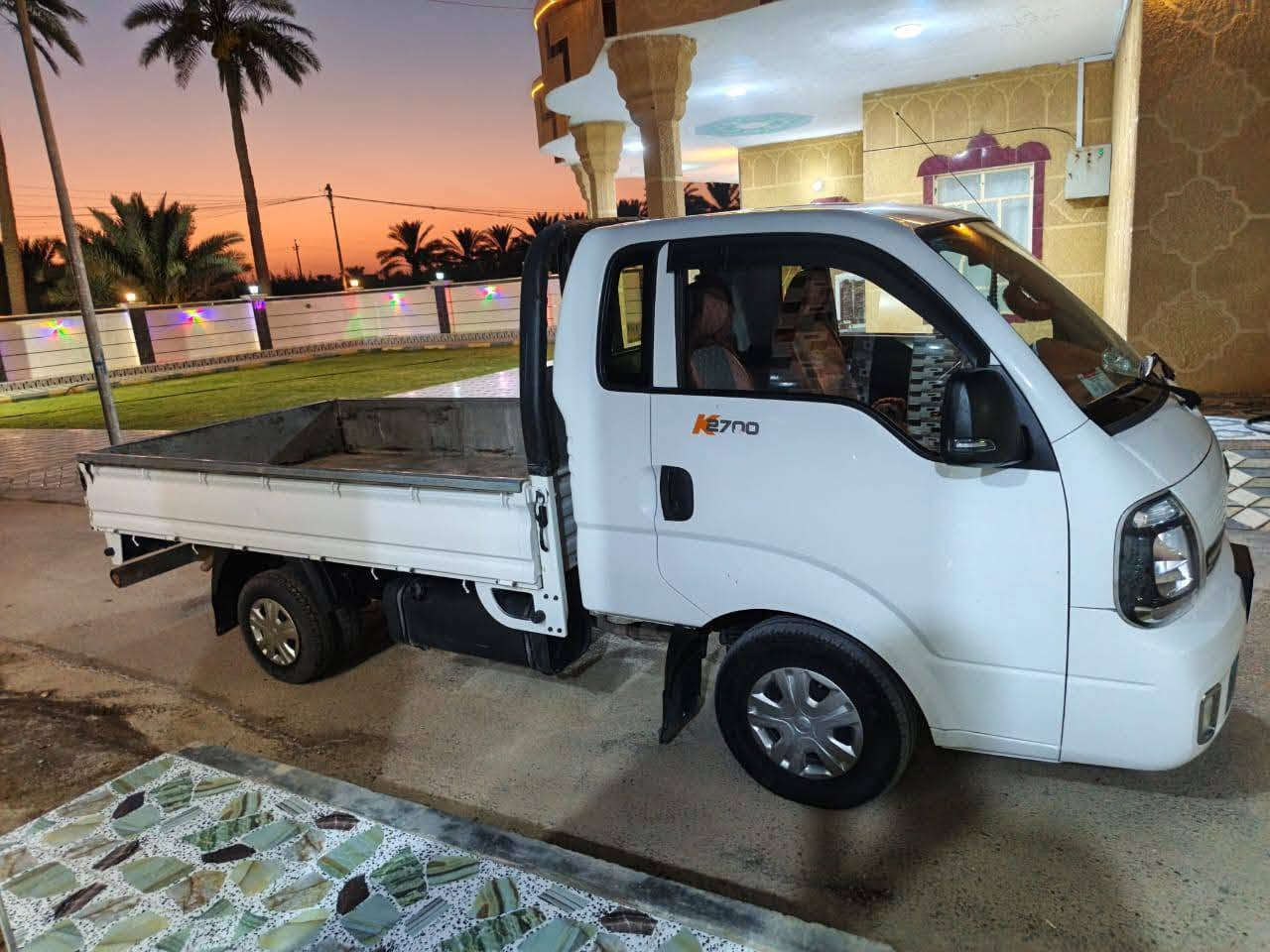 سلام عليكم ورحمة الله وبركاتة
كيه فول موصفات موديل 2022 رقمها بغداد 
السعر 135 بيها مجال 
استفسار ع رقم *********** 
مكاني الرمادي ابو طيبان زويغير
