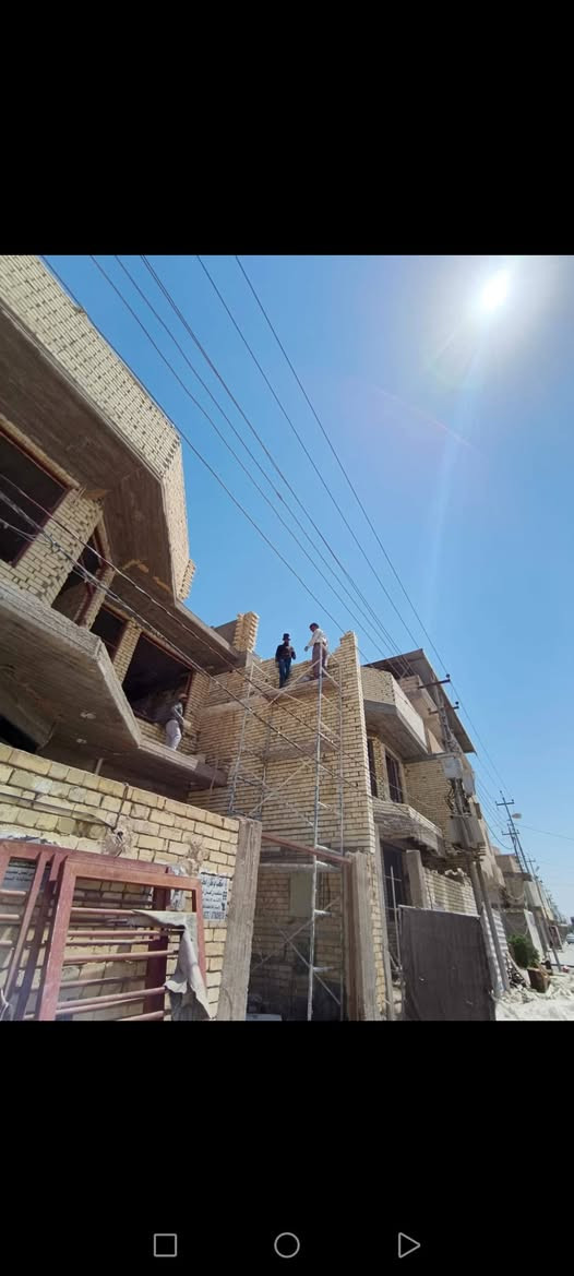 خلفة بناء • متفرغ