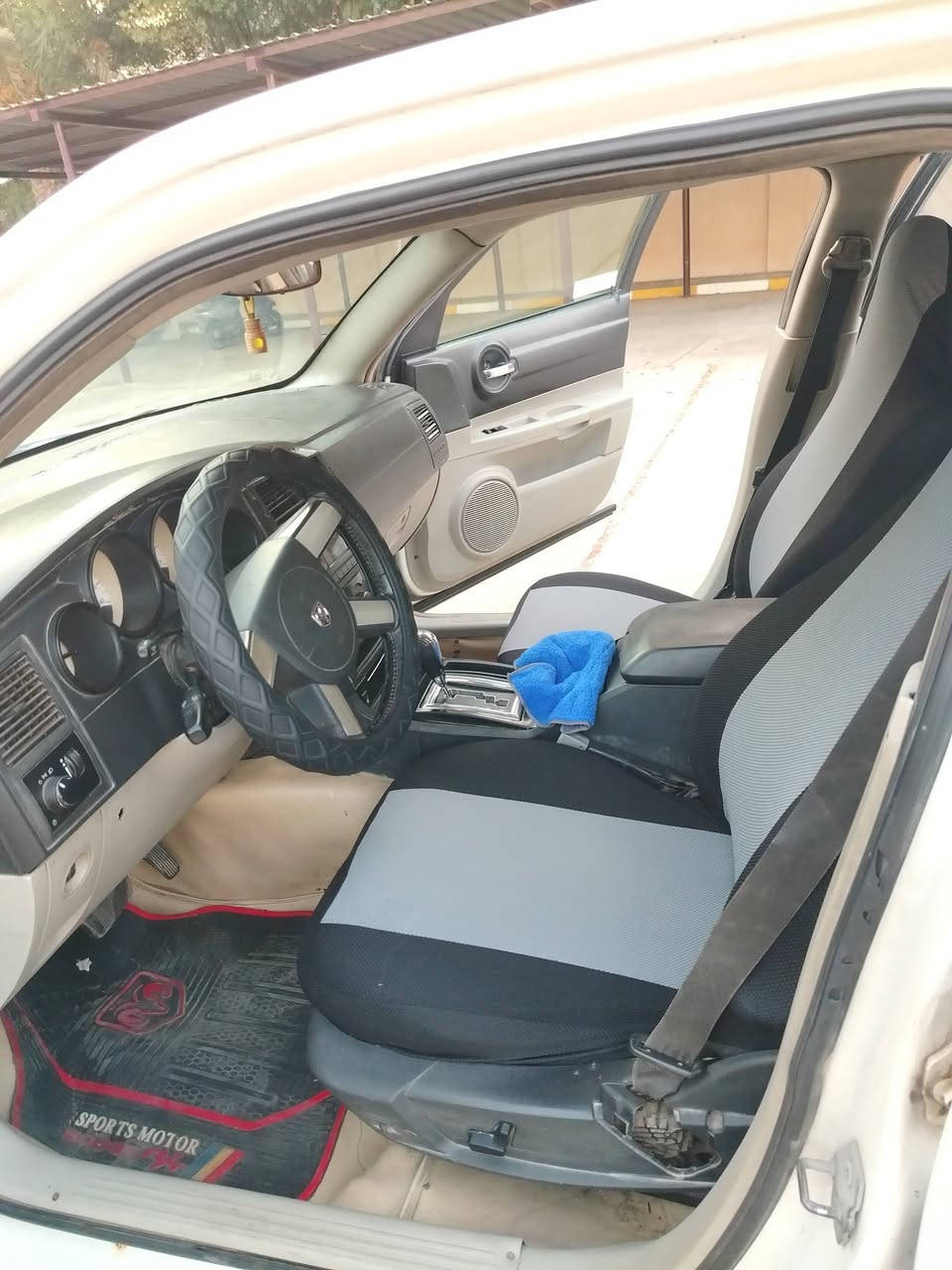 چارچر للبيع 2007 بيهه ضربه جاملغ خلفي الايسر والجاملغ الامامي الايمن جاهزه من كلشي تدفئه تبريد گير محرك مكفول الصدر بي نواقص  ادامه كامله اتصال فقط *********** مكاني الكوت
