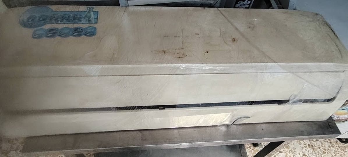 سبالت توسوت 3 طنين واحد مفتوح كامل مع الغاز والبوريات.. 2 بعدهم بالمحل شغاله قطع داخلية وحده توسوت وحده مديا بغداد مدينه الصدر ***********
