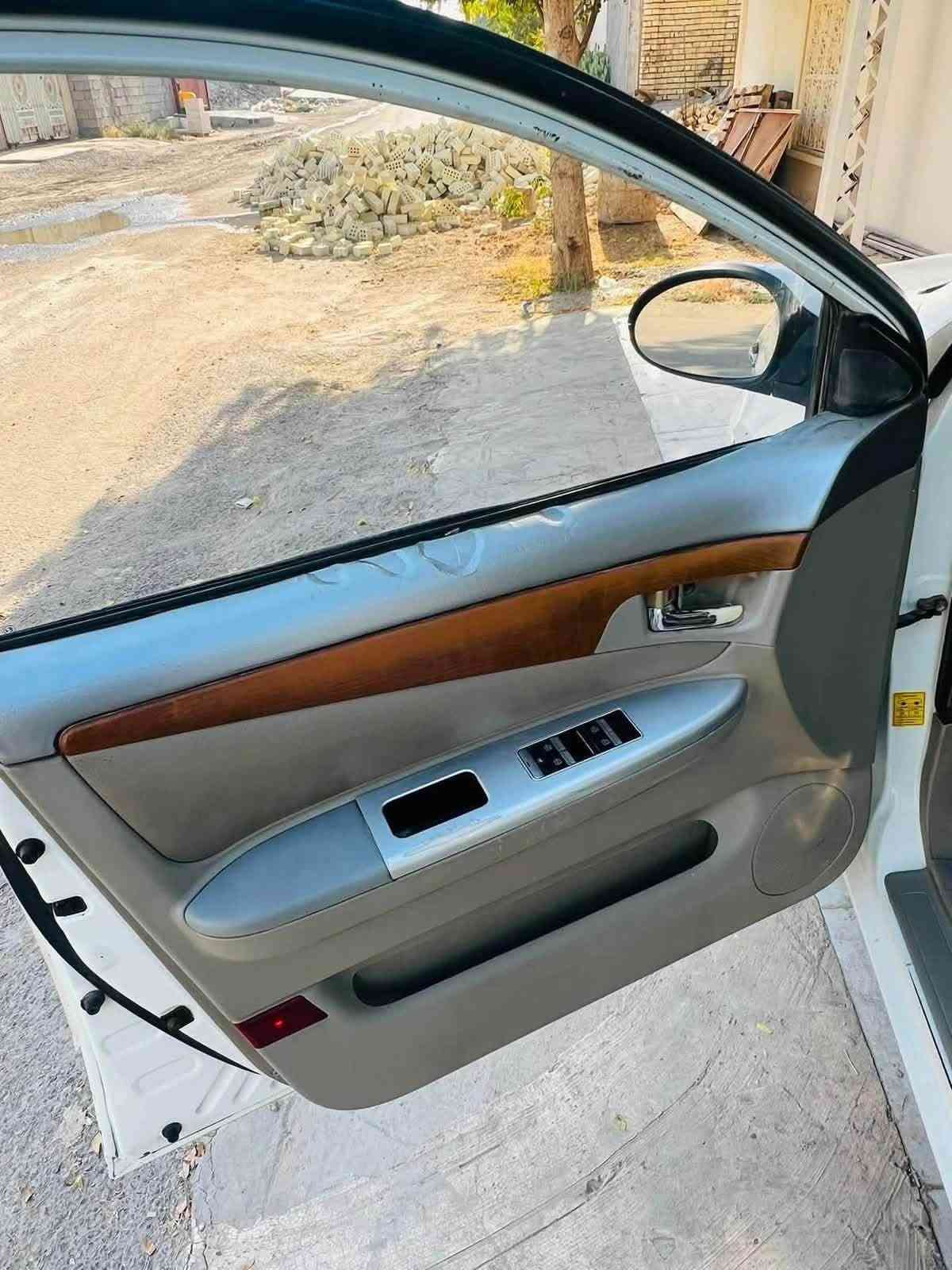 ليفان ٢٠١١للبيع سياره جاهزه للاخير
مكينة وكير كورلا 
سنويه جديدة لل٢٠٣١
هزه جديده قبل اسبوع 
ب اسمي تحويل ثاني يوم 
مكانه بغداد مدينة الصدر 
سعره (٤٥وبيه مجال)
ابيعلك شرط عقد مروري ***********
