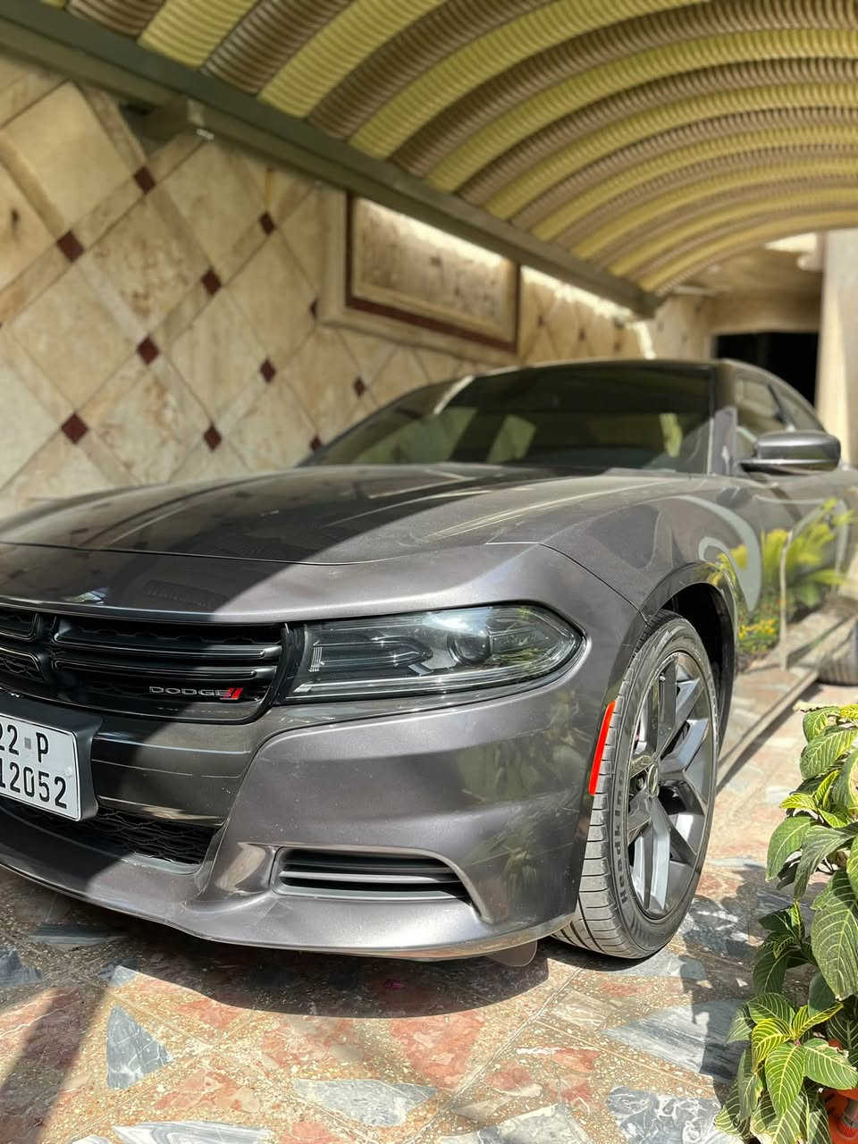 للبيع ..
چارجر SXT موديل ٢٠٢٢ ماشية ٥٢ الف ميل حادث كما موضح بالصور جاملغ امامي ونص الباب بدون ايرباك السيارة جديدة بمعنى الكلمة وجاهزة من كل شي .. للاستفسار :
***********
بغداد حي العدل 
السعر ٢١٥ ورقة بيها مجال
