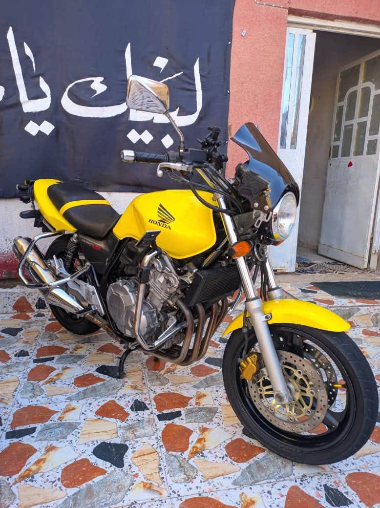 السلام عليكم
🔴Honda2010. SP4
الون اصفر 

نوزل 

كفاله عامه 
الاستفسار .🔴***********🔴
