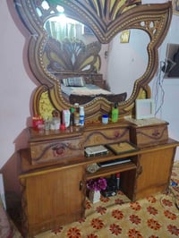غرفه اخشاب • فراشة • بصرة