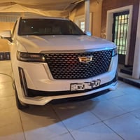 اسكاليد  شاصي طويل 2023 عداد 45 الف كم محرك مفتوح صور حادث على خاص  07...