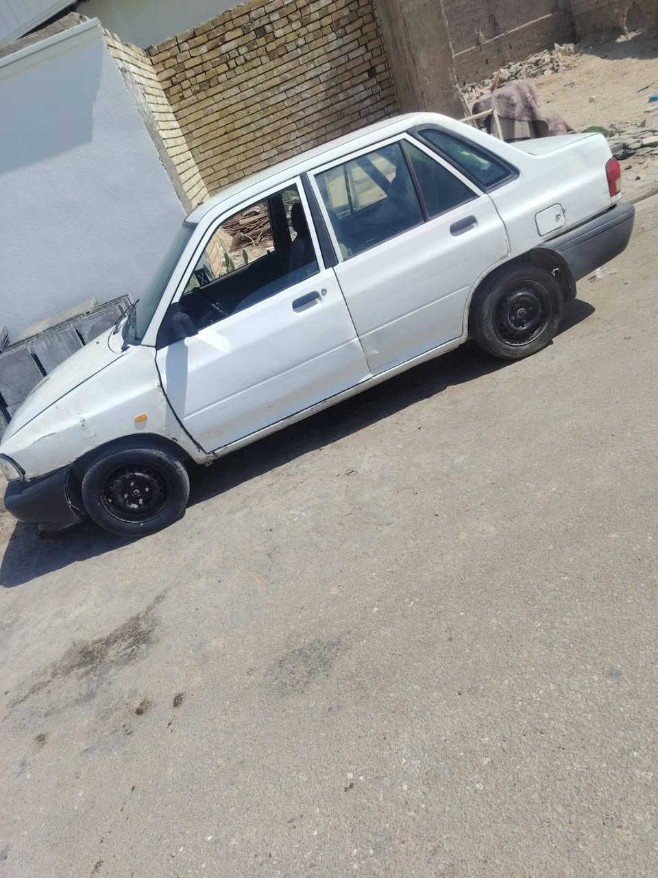سلام عليكم سايبا موديل ١١نجف ألماني محرك حداديه كير شواصي تبريد كفاله بدون ضربه وصبغ جاهزه وشرط التحويل السعر ٢٣ وبيه مجال مكاني نجف *********** الكشر شوف العين
