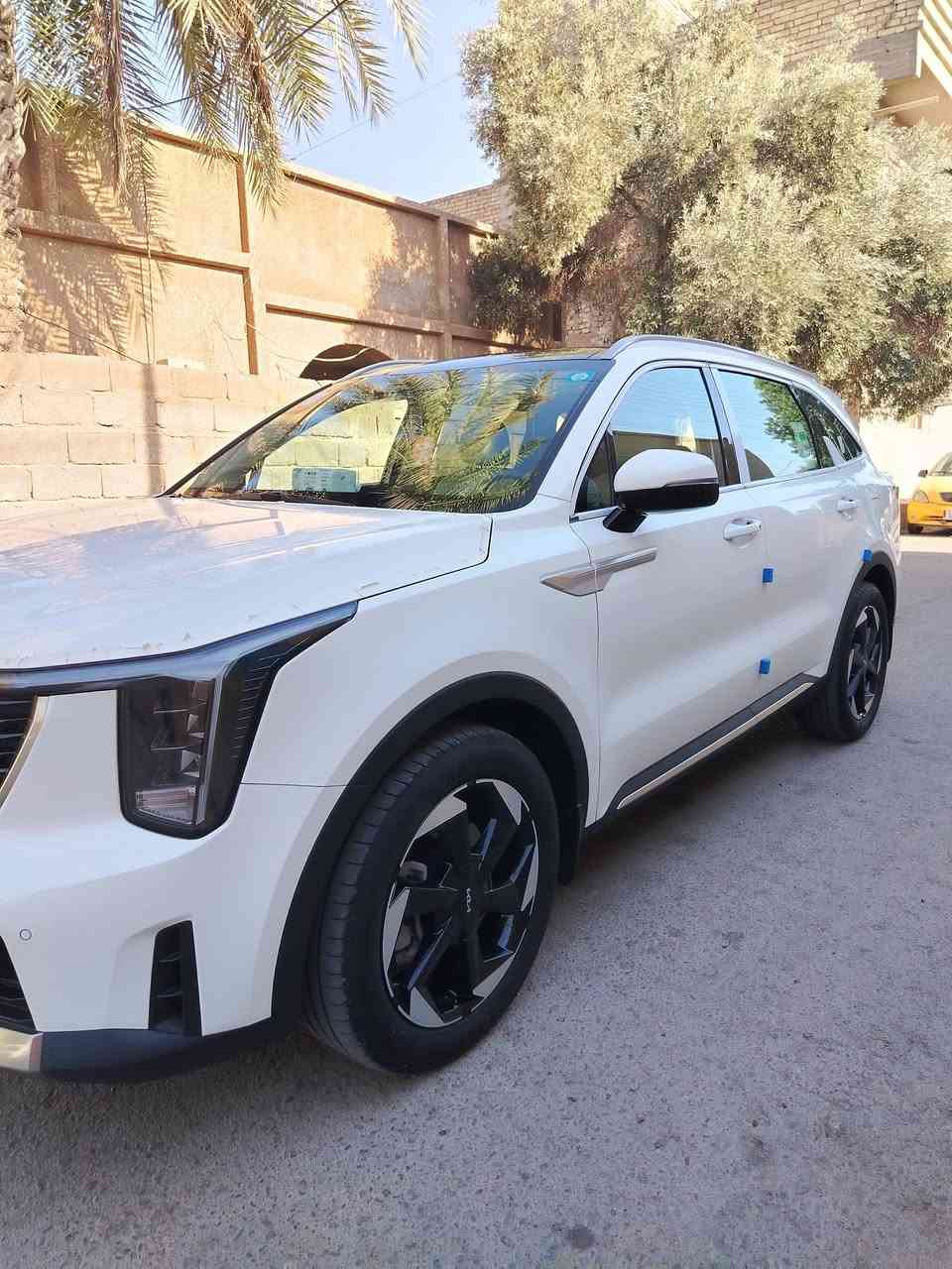 السلام عليكم
سورنتو 2024 استلام الدولية
مكفوله كفاله عامه 

رقم بغداد سنوية باسمي

محرك V6 3500

سبعه راكب 3 قطع تبريد

مواصفات السياره

بنورما

كشنات كهرباء

بصمة تشغيل

بصمة ابواب

باب خلفي كهرباء

حساس امامي خلفي

كامرة خلفيه

كير موس

بردات خلفيه

سايد بريك كهرباء

تبريد شاشة

تحكم استيرن فول

شفتات ستيرن 

وباقي المواصفات واضحه بالصور

مكان السياره بغداد

رقمي ***********
