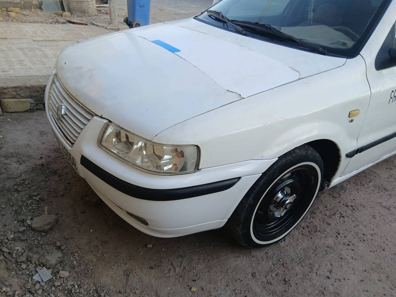 سيارة سمند موديل ٢٠١٠ جاهزة من كلشي وسنويتها ل٣٠ 
السعر ٣٧ ورقة وبيها مجال 
للاستفسار  ع هذا الرقم ***********
