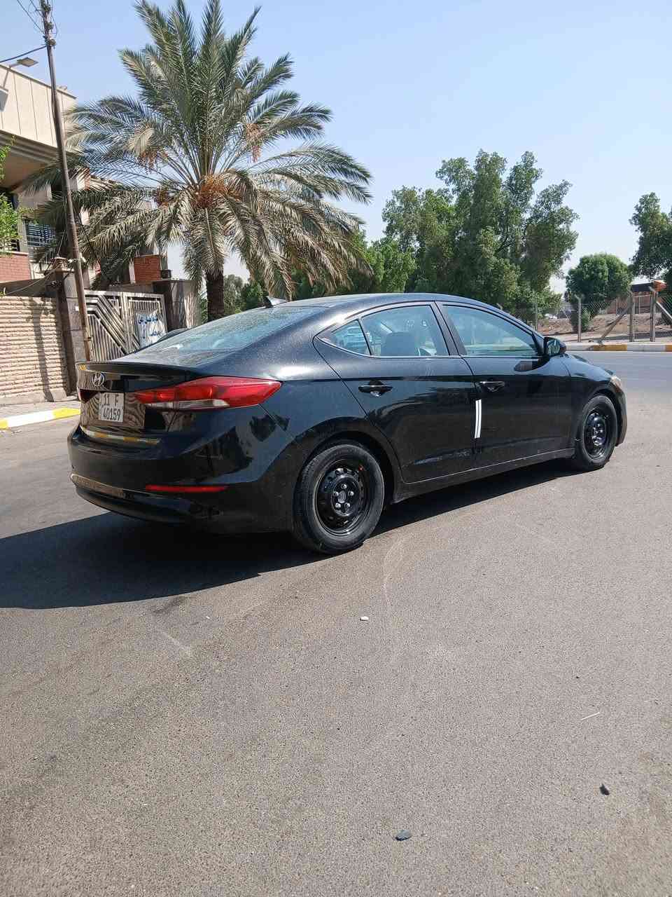 السلام عليكم النتره موديل 2018وارد امريكي حادث جاملغ  بدون دوخل وباقي السياره مكفوله السياره  جديده وجاهزه مكينه وكير وحداديه وصدر وتخم تاير مكفولات السياره بسمي تحويل ثاني يوم العنوان بغداد  رقم هاتف ***********السعر 108وبي مجال شي بسيط
