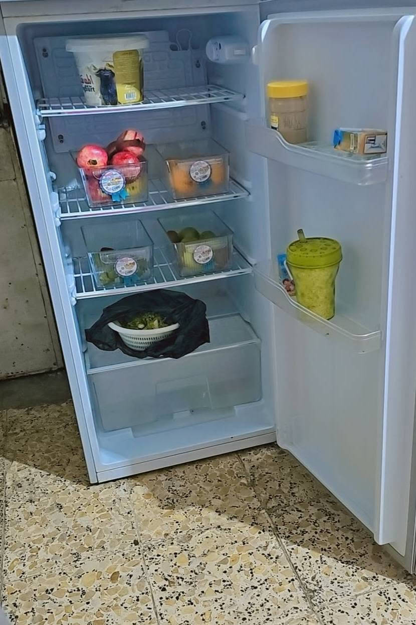 ثلاجه نوع دنكا حجم وسط مال غرفه  محل اخت الجديدة مستعمله قليل العنوان بالعباسيه ويوجد توصيل للإستفسار الاتصال 
***********
