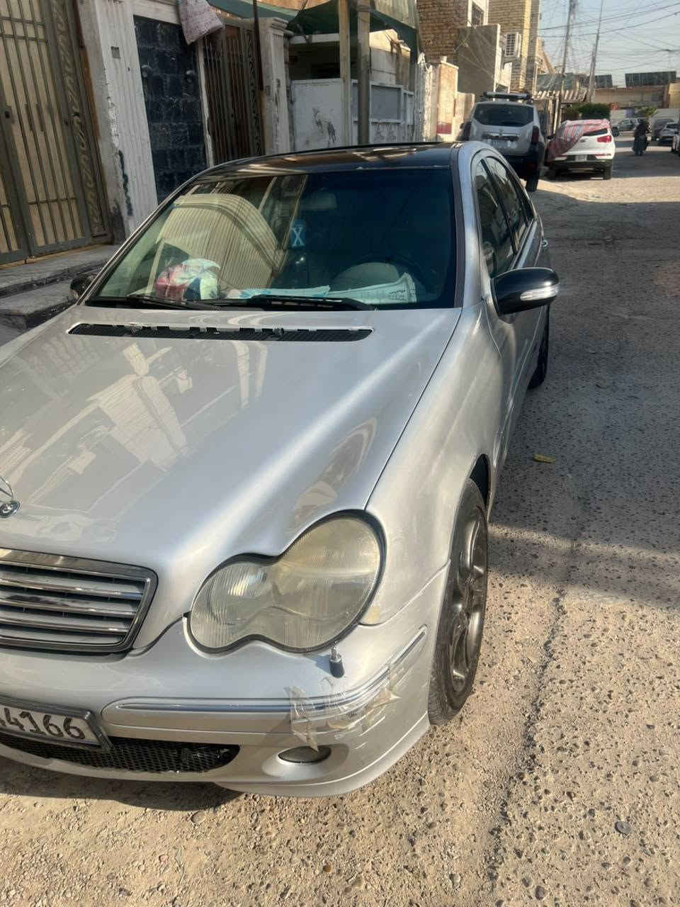 C300 • ٢٠٠٤ • ٤ سلندر