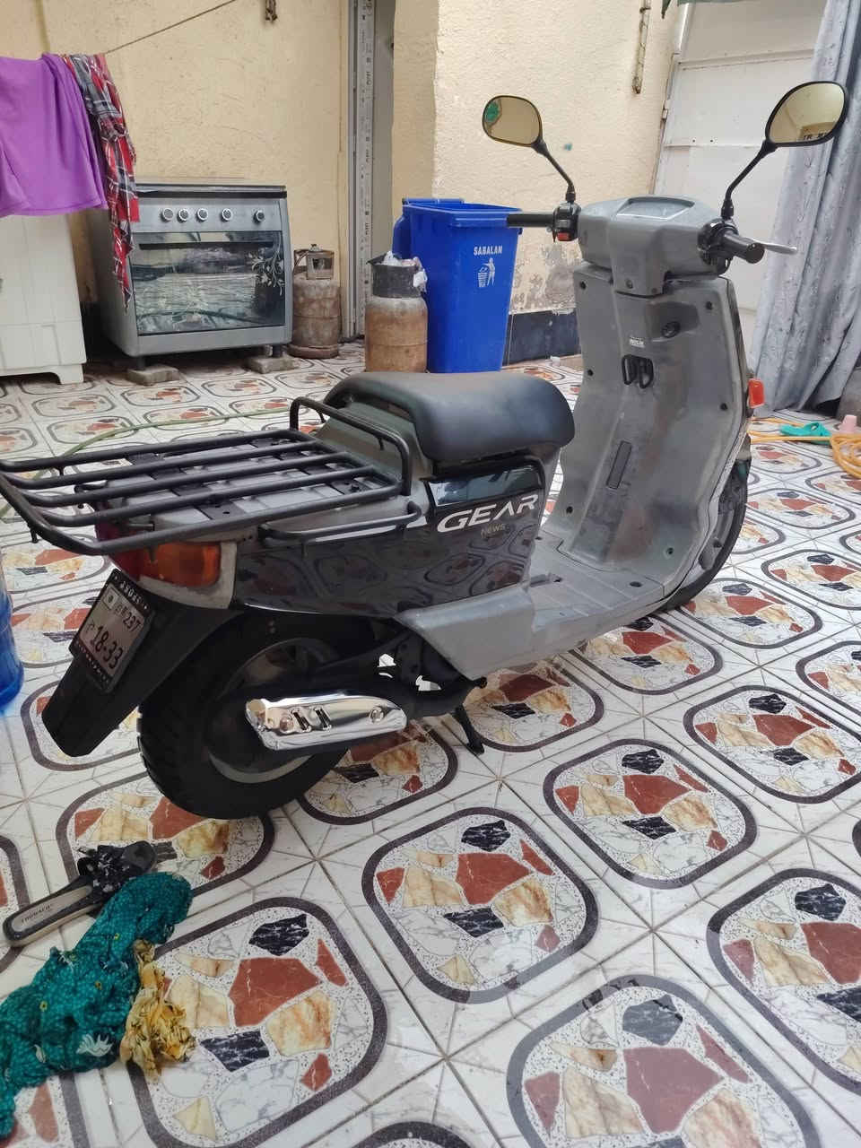 سلام عليكم دراجة بيكم كامله سلف هندر شغاله دراجه نظيفه سعره ٣٥٠ بيه مجال رقم الموبايل ***********
