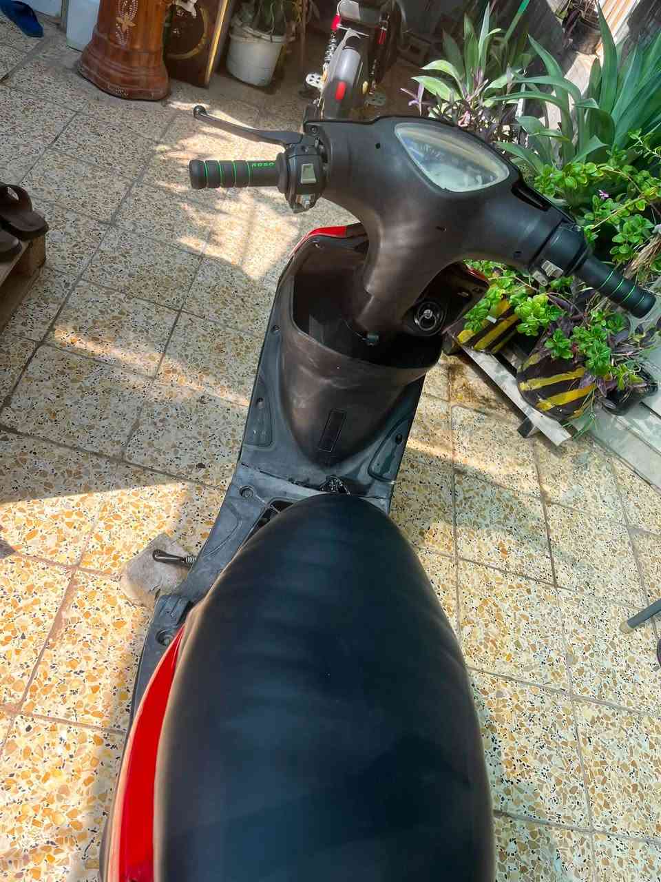 سلام عليكم دراجه ماكس عدله للبيع سعر ٤٠٠وبيها مجال للاستفسار الاتصال*********** مكان بعقوبه التحرير
