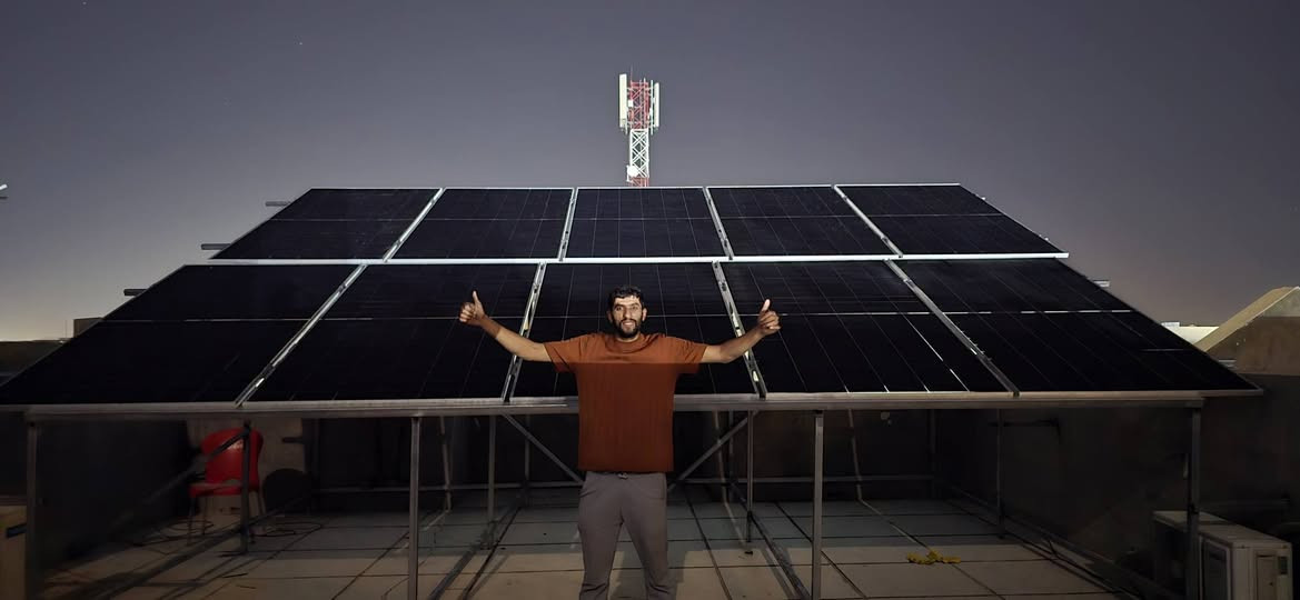 ☀️ ودّع انقطاع الكهرباء واستمتع بالطاقة طوال اليوم 
مع مكتب التقنيات الحديثة للطاقة الشمسية
نوفر لكم أحدث منظومات الطاقة الشمسية المنزلية والتجارية بأفضل المواصفات وأنسب الاسعار .
               ⚡    من سامراء حي الجامعة   ⚡
                        تم وبحمدلله تجهيز ونصب
               منظومة ( 30 امبير نهاري 10 ليلي  )  
🔹 إنفيرتر   ITEL 8Kw ضمان 3 سنوات
🔹 بطارية ليثيوم  Grenade16kw ضمان 5 سنوات 
🔹 الواح  JINKO720W عدد 10
🔹 بورد حماية متكامل . لمتابعة السحب عبر الهاتف 
🔹أسلاك  DC و أسلاك AC
🔹 حديد حداده مغلون 
🔹 ربط ومتابعة عبر الإنترنت 

📍 صلاح الدين سامراء فلكةالشروق مقابل مطعم حبايبنا 
       للاستفسار والحجز :
     ☎️  ***********
     ☎️ ***********
#طاقة 
#بغداد
#المنصور
#سامراء
#تكريت
