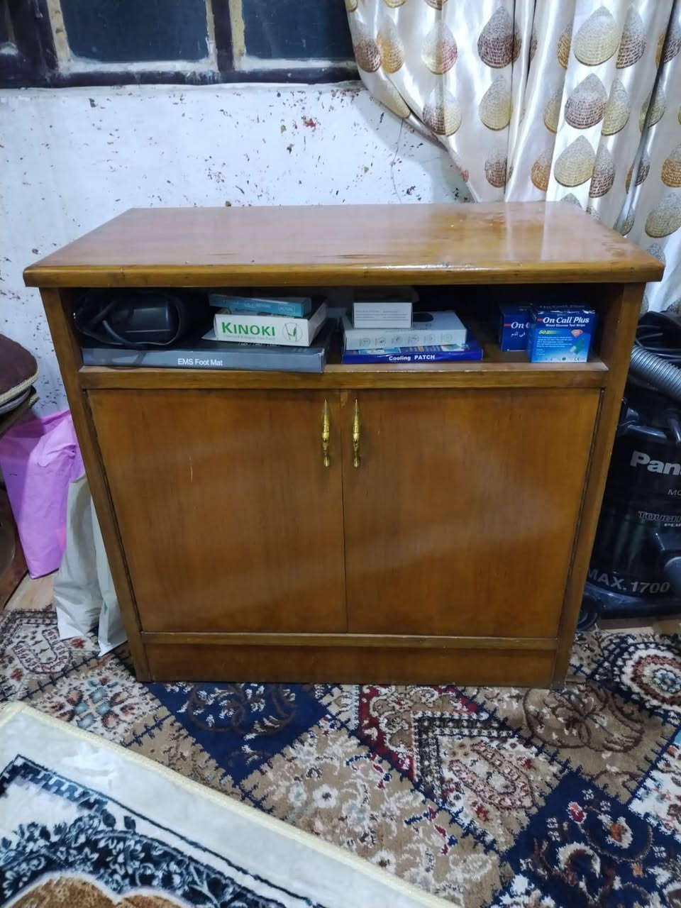 السلام عليكم
غرفة نوم للبيع
الغرفة توصاه حسب الطلب 
الخارج صاج الظهر بلوك خشب نظيفة جدا وبحالة جيدة
السعر مليون وبيها مجال بسيط
للاستفسار *********** واتساب
عنواني الزعفرانية اربع شوارع
