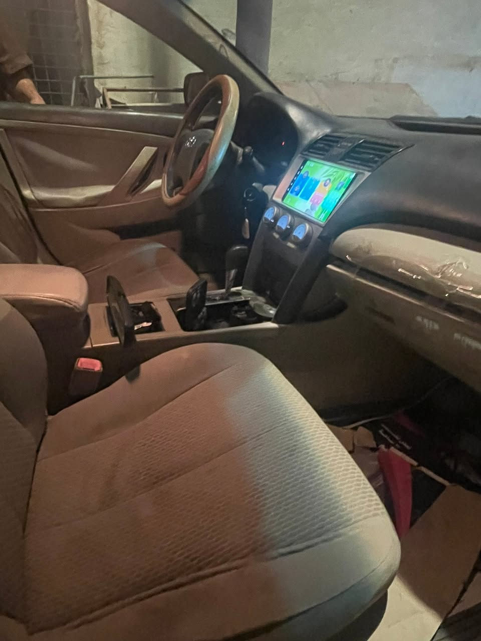 كامري ٢٠٠٨ خليجي ابيضّ بيها بعض التلحضات على البدي التبريد ينرادلها كبس صونده وغاز
السعر ٦٨ ورقه وبيها مجال الشراي يدلل يتصل 

***********
