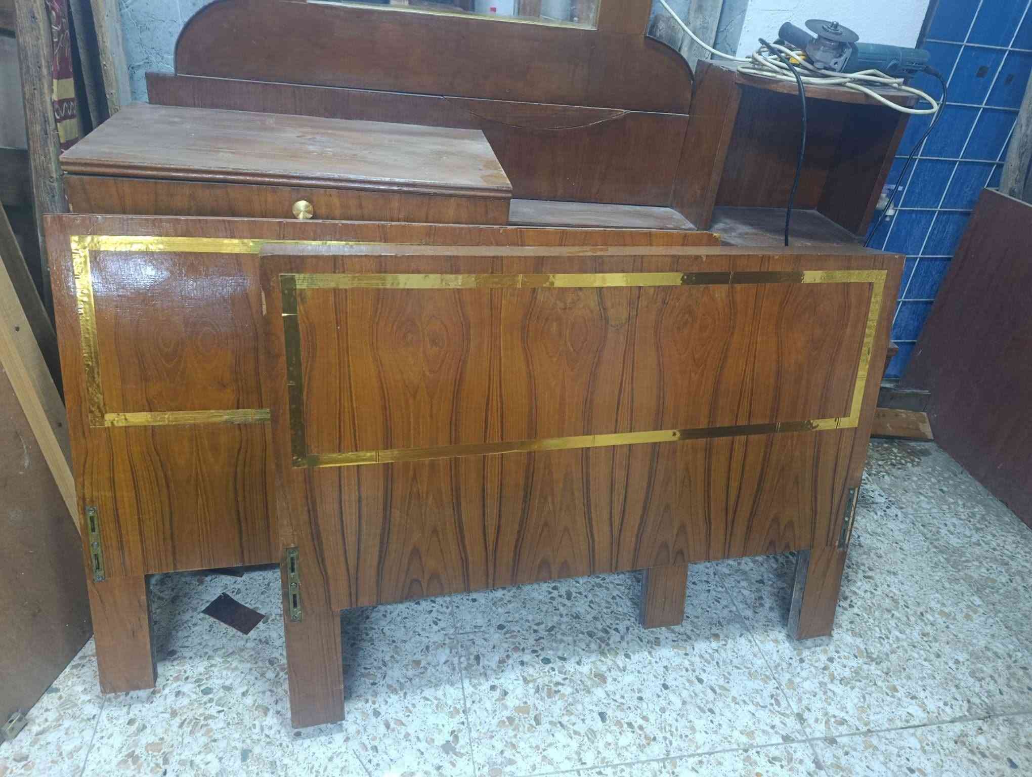 نكول ياالله 
غرفة نوم صاج احطاطه نوع خشب بلوك
جرابي اثنين نفس تصميم  سعرها  575
مكاني كركوك حي النصر ***********
