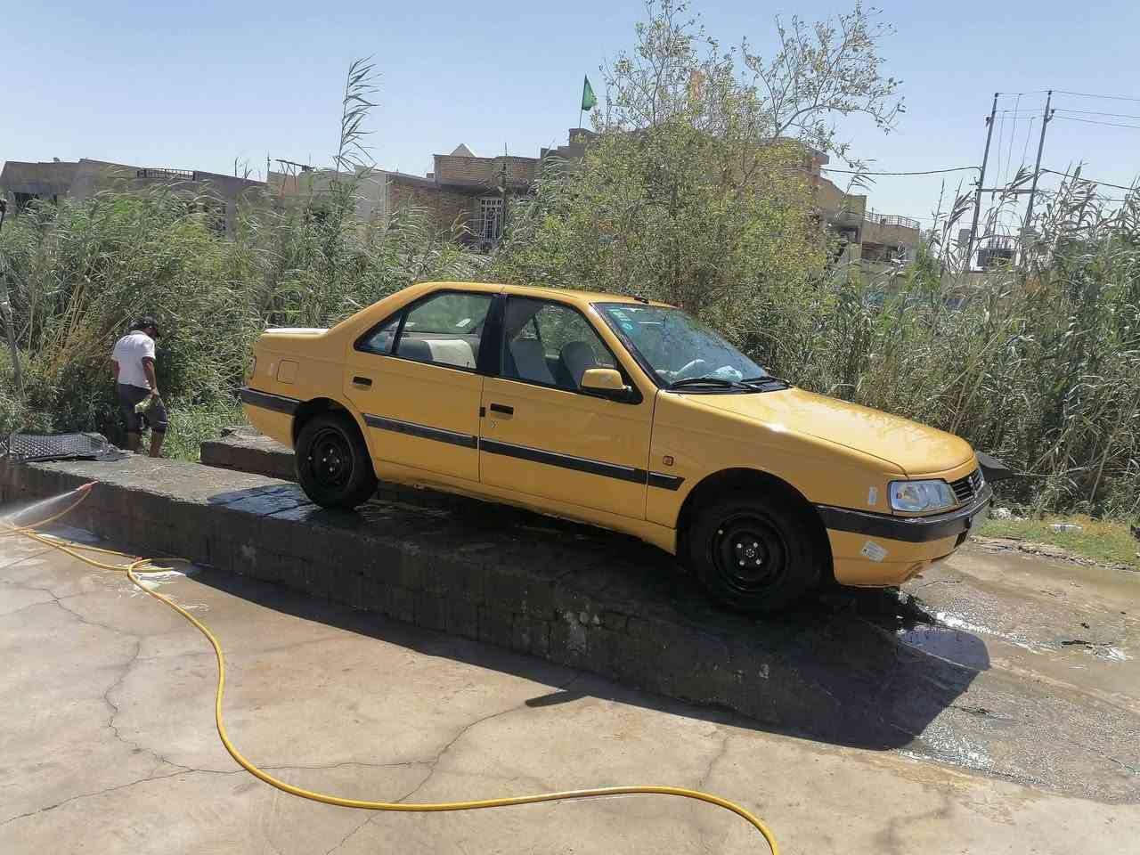 شرط الكفاله والنظافة
بيجو 405 موديل 15 
كفالة عامة 
مبدل كير ومكينة 
وتخم تاير 
جاهزه من كل النواحي 
مداور ثاني يوم 
للاستفسار الاتصال على الرقم 
***********
مكان السياره واسط الموفقيه
