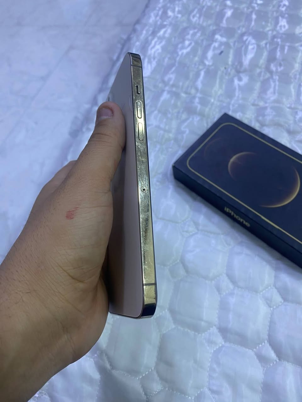 12برو ماكس جهاز كلش نضيف 

مستبدل شاشه اصليه وضمان 

مستبدل بطاريه جهاز لا صرف ولا تعليك 

ضمان فحص كلش حلو  ذاكره 512

سعره 390 وبي مجال 

***********
