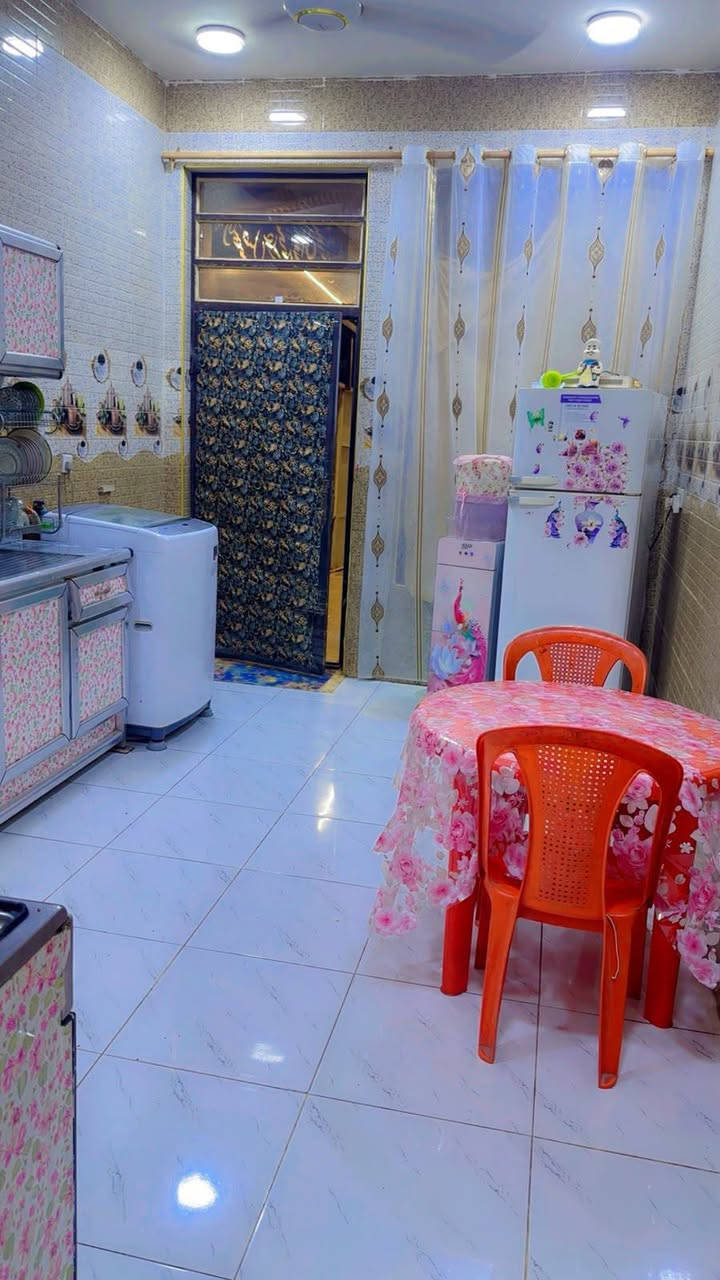 للبيع مشتمل حي الحرية الثاني حر تحويل مباشر 
(الأساس كونكريت بناء طابوق السقف كونكريت+الطابق الاول بدون سقف)
المساحة (١٥٠)م٢ شارع (١٢)م
رقم العقار ٢/١٠٨٩ يبعد عن شارع الاساله حوالي (٤٥)م
 للاستفسار مراجعة مكتب بصمة اعمار للعقار 
واسط ـ الزبيديه -مجاور اسواق بيت عزيز ذياب 
أو الاتصال 
***********
***********
***********
