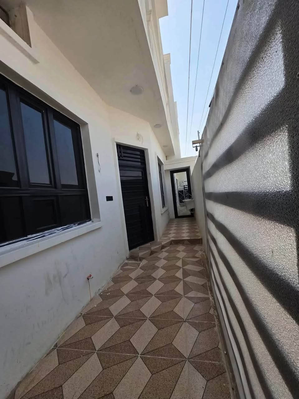 دار للبيع تكريت الديوم ال3000 يسار السيطرة

المساحة 100متر  10*10 
شارع #20متر 
#ركن 
غرف نوم3 🏠 
استقبال 🏠
صاله وسطيه 🏠 
مطبخ 🏠 
مجاميع صحية 🏠 
مناور 🏠

الاستفسار ؛***********
