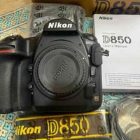 نيكون D850 • عدسة ١٨-١٤٠ • جديدة كارتون
