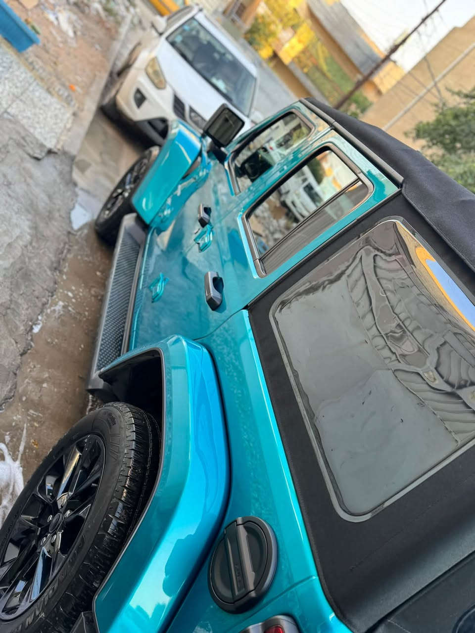 جيب رانكلر صحاري  وارد امريكي
Jeep Wrangler Sahara  4Xe 2024 2.0L 4 

حجم المكينه : 2000 تيربو + هايبرد + هجين شحن منزلي بانزين

المسافه المقطوعه : 26       
بدون ايرباك /

الضرر :   (بدون صبغ فقط شبر بارد )
   
الون:تركوازي 🍏💚
 

#المواصفات 

1.فول فول موصفات1/1 صحاري 

2.بصمه 

3.لوكير

4.كشافات عدسه

6.شحن خارجي

7.هيتر بالاستيرن 

8. شاشه

9.هيترات بالكشنات

10.تشغيل عن بعد

11.كشنات جلد

12هيترات بالكشنات

13. دمام خلفي

14.كامرا امامي خلفي زراك

15.رادرات

16.رادار امامي

17.حساسات خلفيه

18.بصمات عدد 2
شاشه جبيره 
مكاني بغداد رقم تليفون 
***********
السعر خابر وتدلل فقط واتساب وتليفون غير متواجد بلفيس

