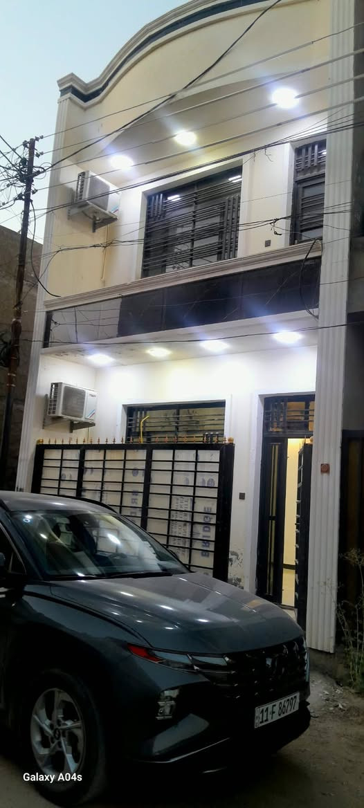 ٥٠ متر العدل الاول قرب ماركت العدل سعر مناسب حيل كامل سبالت بنكات كيزر
خط مولد جاهز
***********

نص مكتوب في الصور:
- Galaxy A04s