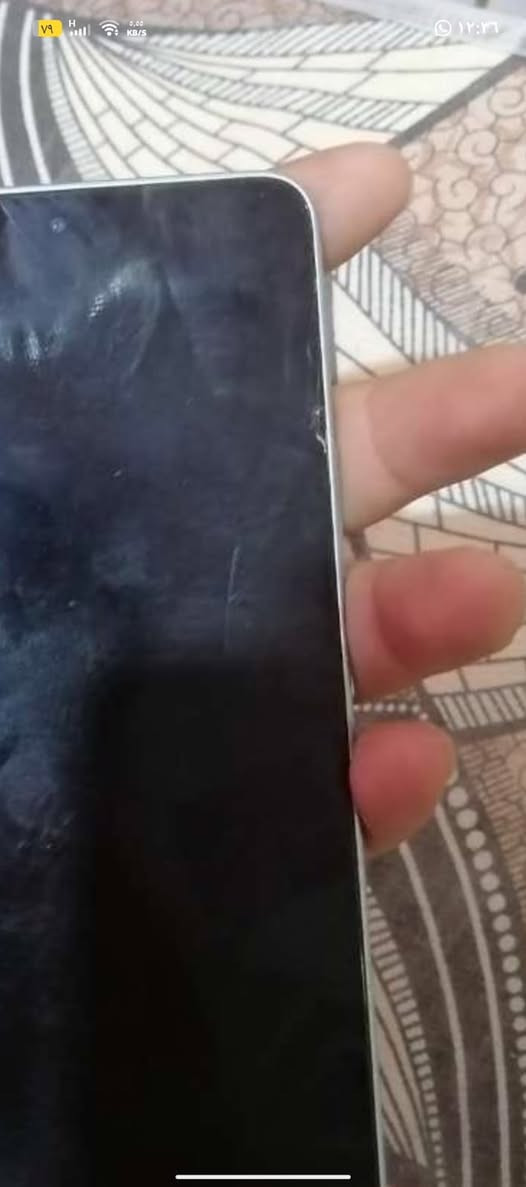 السلام عليكم poco f6
ذاكرة ￼￼512
جهاز غني عن التعريف 
بي ضربة بالشاشة مثل ماواضح وما مأثرة على المس او الاداء
يشغل جميع الالعاب على ١٢٠ فريم 
المعالج snapdrgon 8sg gn3
العنوان البصرة قضاء الصادق الناحية 
رقم الهاتف ***********
السعر 300 قفل رجائآ بدون مداحر 💜🤍
