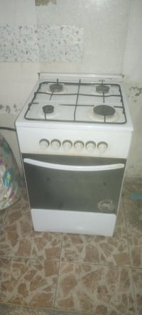طباخ نضيف البيع السعر ٧٥  الف العنوان الحريه الهاتف 07762166481