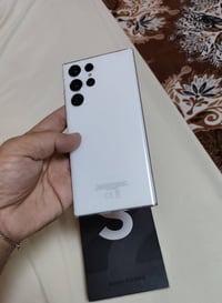 سامسونج S22 ألترا • ١٢ رام • ٢٥٦ جيجا