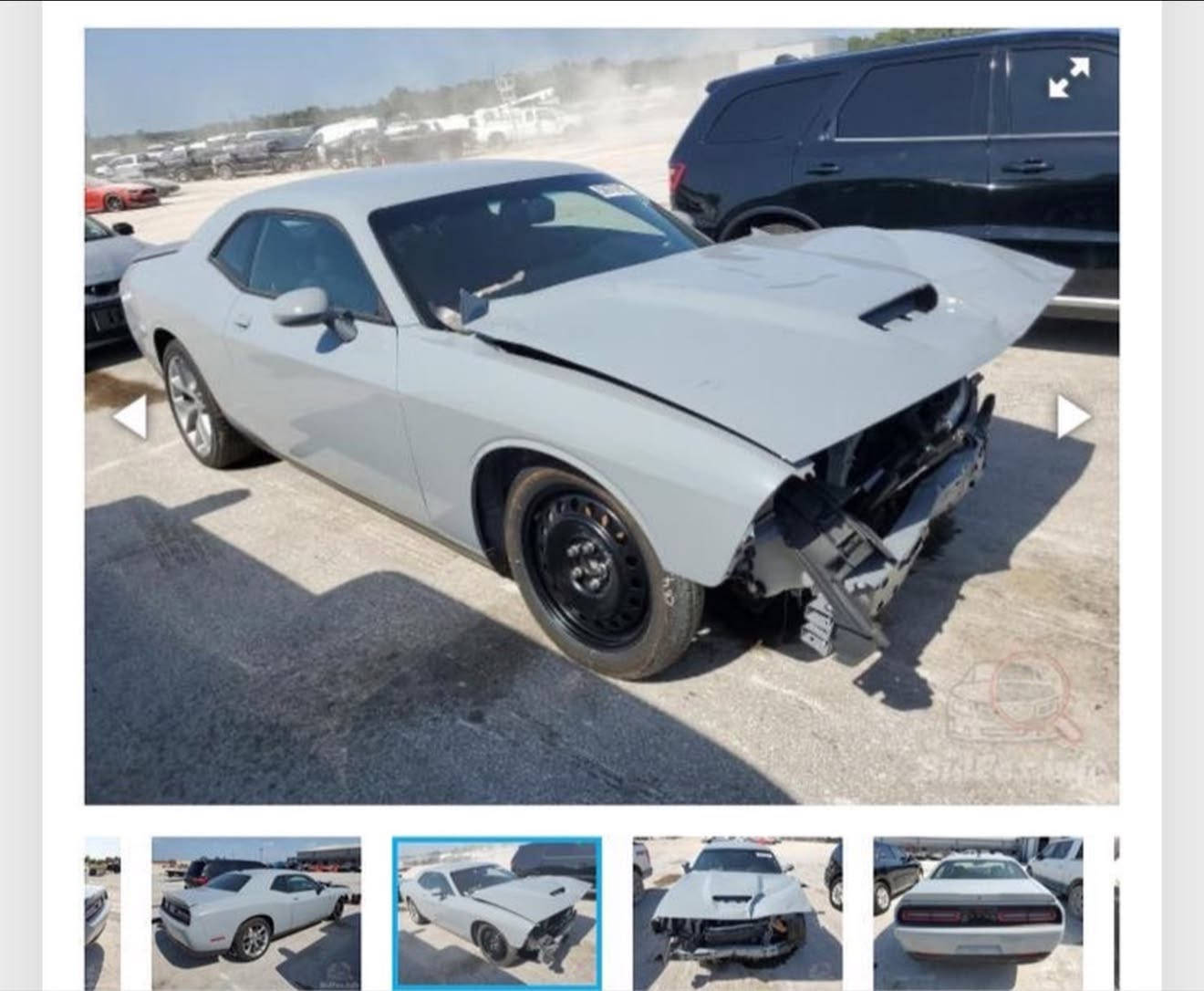 🚗 للبيع او مراوس حسب الاتفاق دودج تشالنجر

 الموديل:2022 🚗

* 2022
* الفئة: 6 سلندر 3.6 لتر (V6)
* ناقل الحركة: أوتوماتيك
* اللون: سموك سمنتي (لون مميز وجذاب)
* الممشى: 48,000 كم

المواصفات:

* شاشة
* كاميرا خلفية
* حساسات اماميه خلفيه 
* تشغيل بصمة
* مواصفات اخره 

الحالة:

* السيارة نظيفة جداً من الداخل والخارج
* استخدام خفيف
* جاهزة للاستخدام الفوري بدون مصاريف تُذكر
* يوجد حادث موضح بالصور
* ملاحظة: يوجد لحام خفيف في الشاصي وباب السائق بارد بصيط
* سياره بصره باسمي تحويل للمشتري ثاني يوم

السعر:

* 160,000 دولار (قابل للتفاوض بالمعقول)

الموقع:

* البصرة – الأربع شوارع – حي الأساتذة

التواصل:***********
