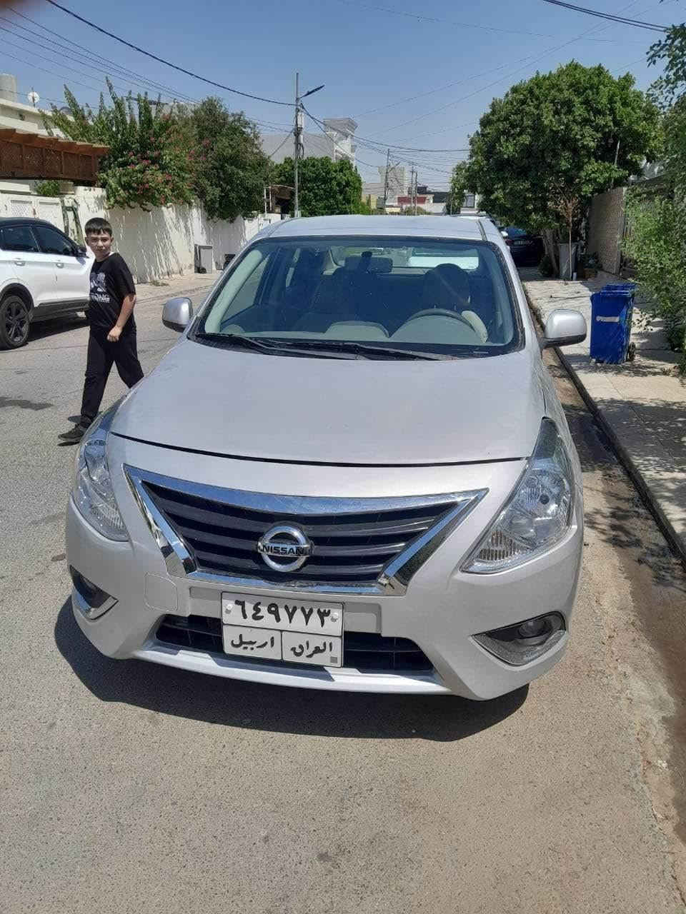 لاکشمیبای ٢٠١٩ 
دوو پارجەی پیشی بەخە
جامرخ و  سندوقی سبوو خە
رەقەموو سەنەوی بەسر جووە
٨٤ مەجالیجی کەمتیدایە
رەقەم(***********) أربيل, العراق
