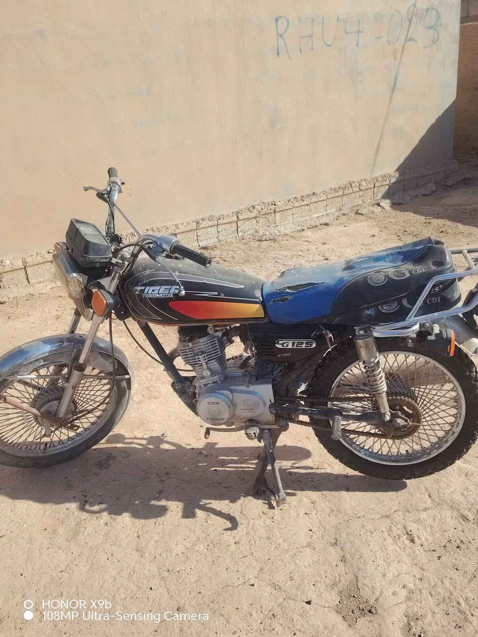 دراجه للبيع اربعه كير 2019 المكان ديالى العضيم السعر 300 بي مجال للتصال ***********
