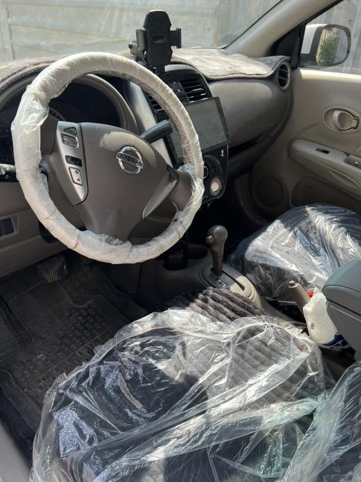 السلام عليكم نيسان صني موديل 2019 جاهزه من حداديه جديده وتبريد وتخم تايرات جديد مكفوله من الصبغ والفتح فقط باردات بسيطات السعر ٨٦ وبيهه مجال بسيطه  العنوان نجف
***********

