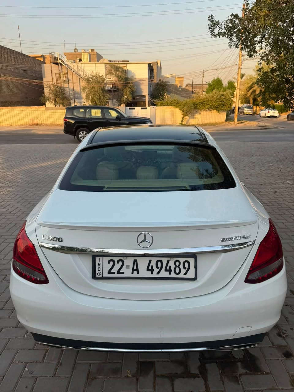 مارسدس c300 فول صفر مسج 
صبغ جزء من لبنيد 
ماشية ٩٠ mil 
بدون نقص جاهزة سيارة 
مكاني بغداد  
162$ 
***********

نص مكتوب في الصور:
- 000-23983588 - 12/12/2018 INSURANCE AUTO AUCTIONS, INC. - IAAI.COM 000-23983588 - 12/12/2018 BidFax.info