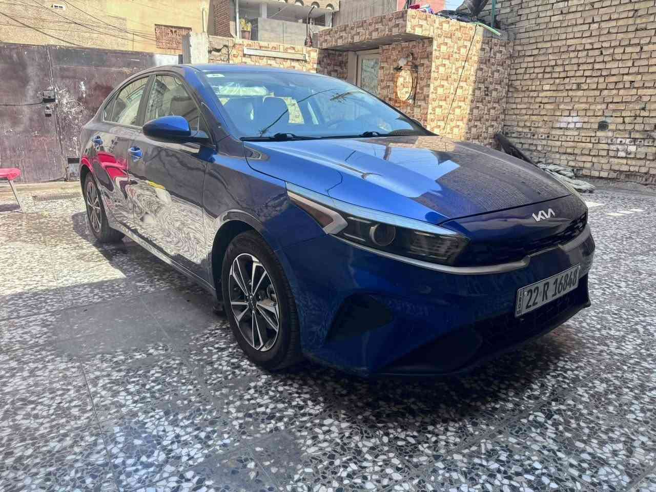 السلام عليكم للبيع كيا فورتي موديل 23 السيارة وارد امريكي حادثا بنيد فقط بدون شواصي كفالة وبيها سونار السيارة دخول جديد رقم اربيل بسمي تحويل مباشر السيارة ماشية 25 مكينة 2000 دوش السعر 135 العنوان بغداد شارع الاورفلي 
 ***********
