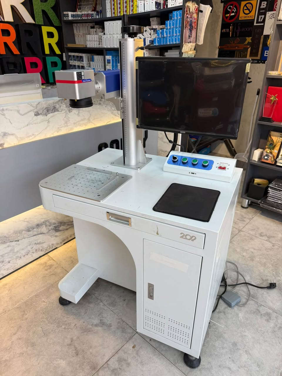 جهاز فايبر ليزر مستعمل قليل جدا
30 واط
سعر مناسب بيع مستعجل
واتساب ***********

