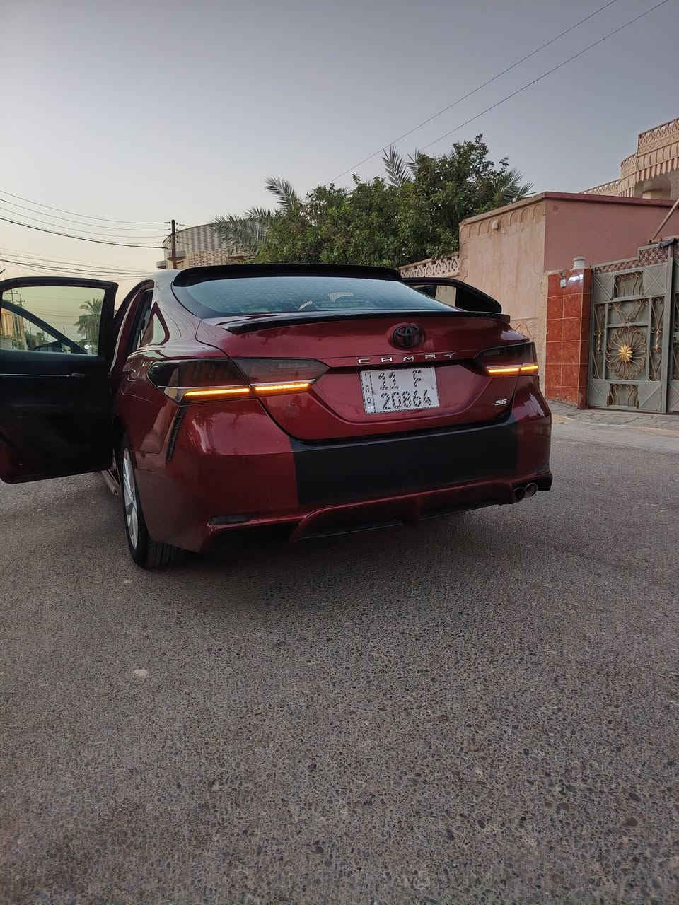 للبيع نقداً فقط
تويوتا كامري 
موديل 2018
مواصفاتSE
وارد امريكي
 تحويل مباشر
ممشى السياره 300 الف
ضرر اربع قطع
سياره كاعده وحلوه
تخم تاير جديد
حدادية خير من الله
محرك وكير شرط
صدر امامي خلفي جديد
السعر(140) وبيها مجال بسيط

🚘✨المكان __الانبار _قضاء هيت
للاستفسار والحجز:
📞 ***********
