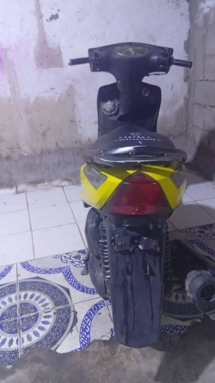 دراجه ثعلب نهضه حلوه مشي  شغاله سلف هندر بك لايت اشاير الامامي ثنين شغالات مكينه ناعمه سعر 450  وبيها مجال المكان بصره حيانيه ***********
