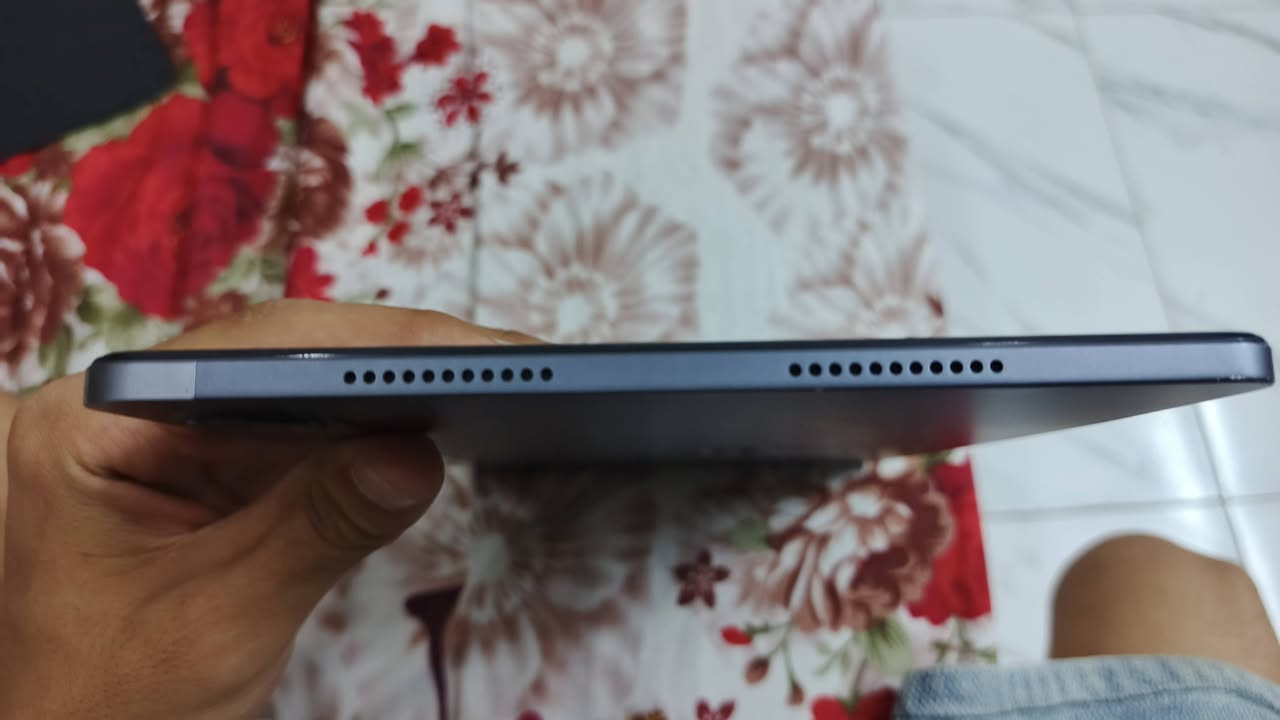 السلام عليكم ايباد HONOR Pad x9
مستخدم فتره قصيره اخو الجديد   بعده بل ضمان الشركة 

مكان مدينة الصدر سعر 275 ࢪ. ***********
