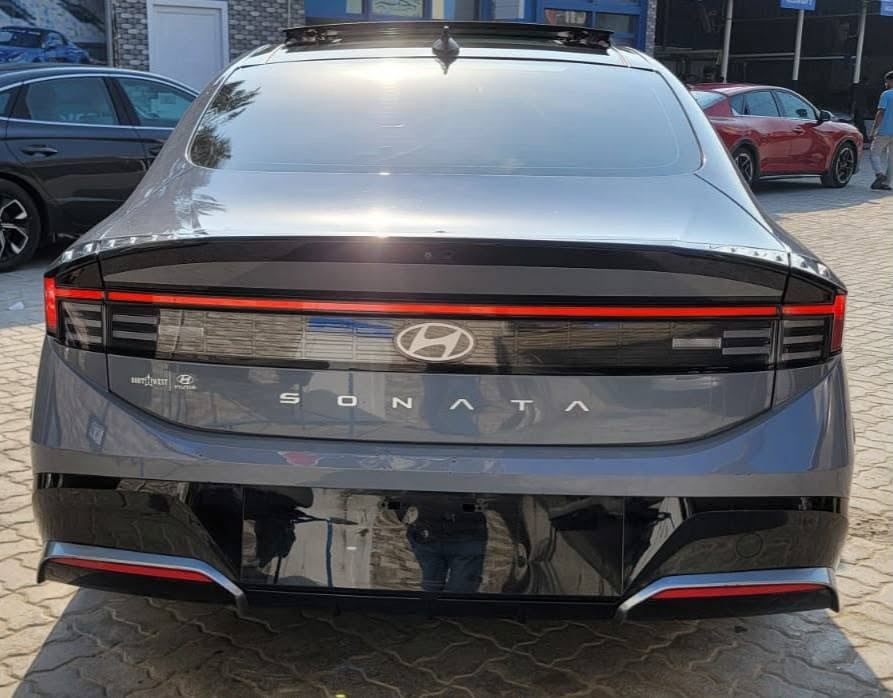 تم الشحن
هونـداي سونـاتــاموديـ2024ـل
السعر158(جاهـزه فول مكفوله)مصلح

رابط كروب واتساب الخاص في جميع السيارات الوارد الامريكي و الخليجي 👇:
https://chat.whatsapp.com/DTIGSnHsRSl8b6A8vxIoct
ترهم حره ترهم شهداء

للتواصل و الاستفسار ***********

نص مكتوب في الصور:
- 96568165