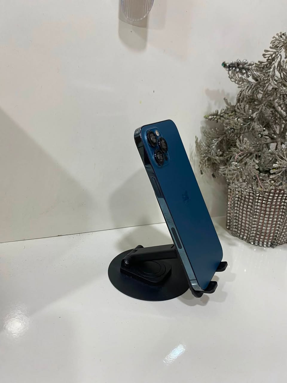📱 iPhone 12 Pro Max | 256GB 🔥
✨ نضافة 100% | مرتب وسلس سهل اللمس وجاهز للاستخدام💯✅
🖥️ شاشه مستبدله نوعيه حلوه ومرتبه
🔋 بطارية مستبدله ✅
💰٣٢٥ ألف فقط 🔥جهاز اخو جديد  
📍 بغداد – البياع
📞 *********** واتساب
🚚 يوجد توصيل
