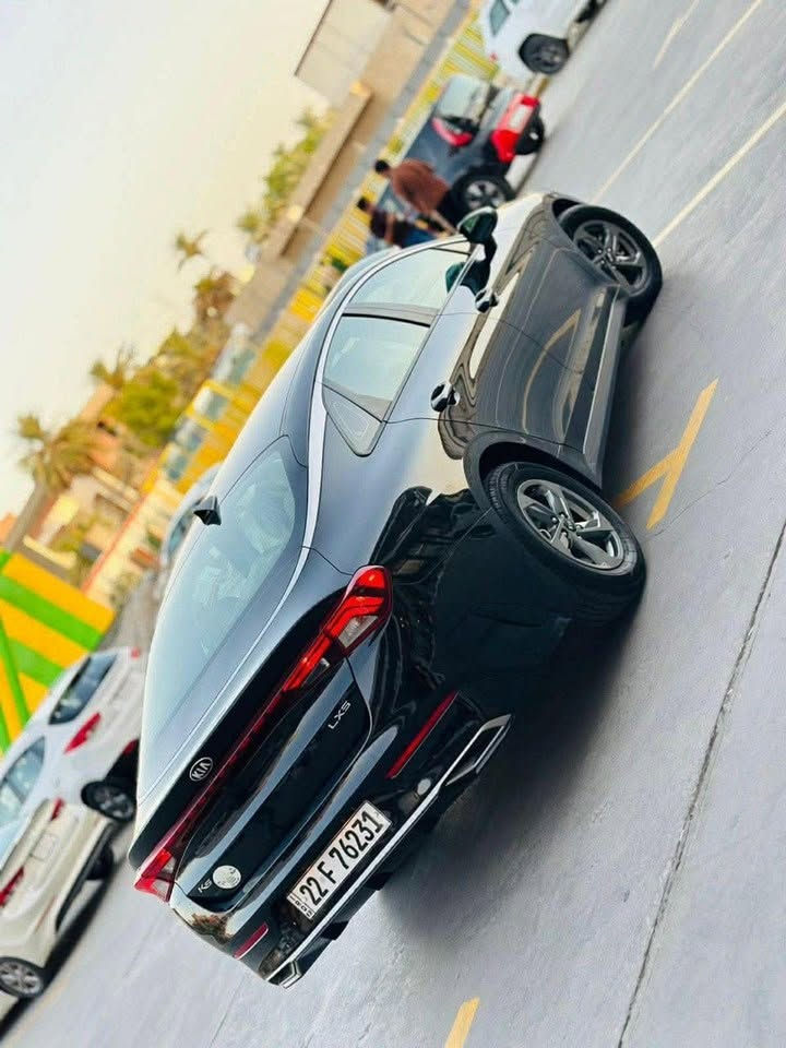 السلام عليكم
كي فايف موديل 2021 
ماشيه 75 الف 
السياره مكينه وكير وحداديه كله مكفول 
باتري وتايرات جدد
والتفاصيل البقيه موجوده بالصور 
الحادث والسونار 

سعر السياره 13.5 
للاستسفار اكثر 
***********
***********
